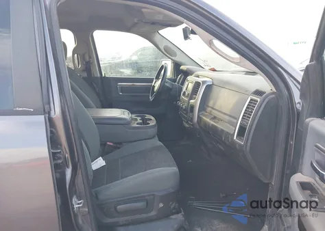 2015 Ram 1500 Big Horn из США, поврежденный, VIN 1C6RR6GT0FS714411